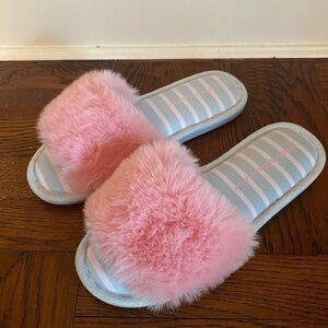 Peter Alexander Fluffy Slide On Slippers US 9/10